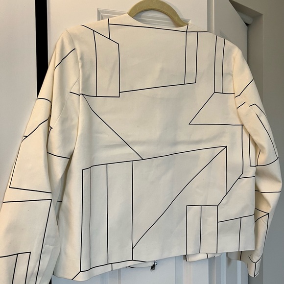 Calvin Klein Crop Blazer - Picture 4 of 5